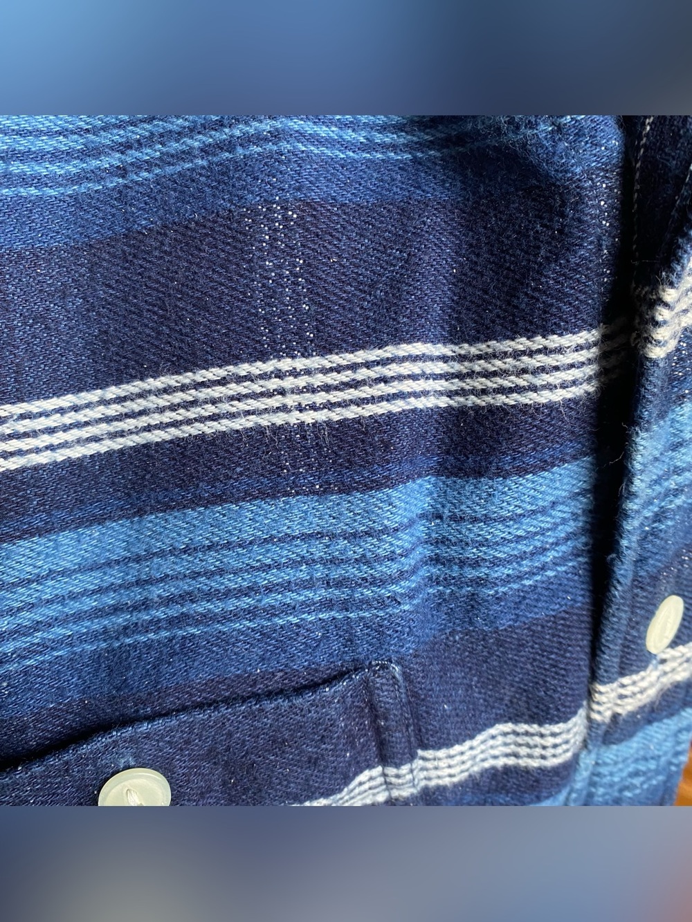 Faherty Button Up Surf Shirt Blue Stripe Heavyweight Blanket Knit Mens Medium - Picture 3 of 6